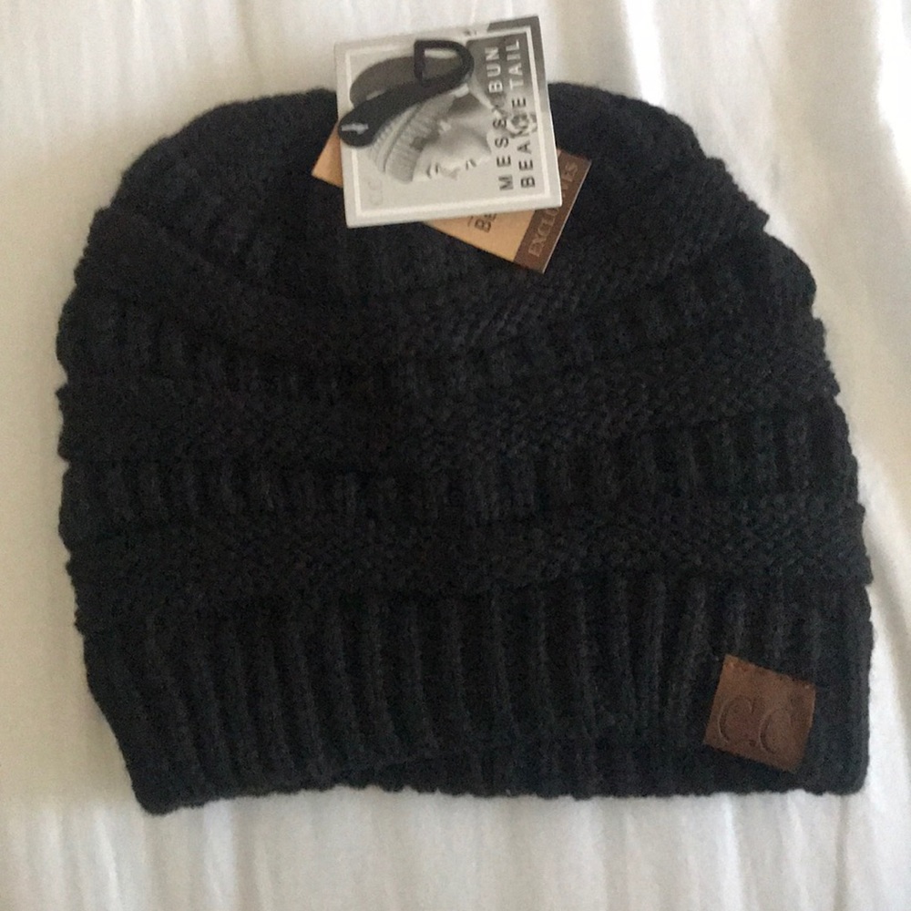 C.C. Beanie tail